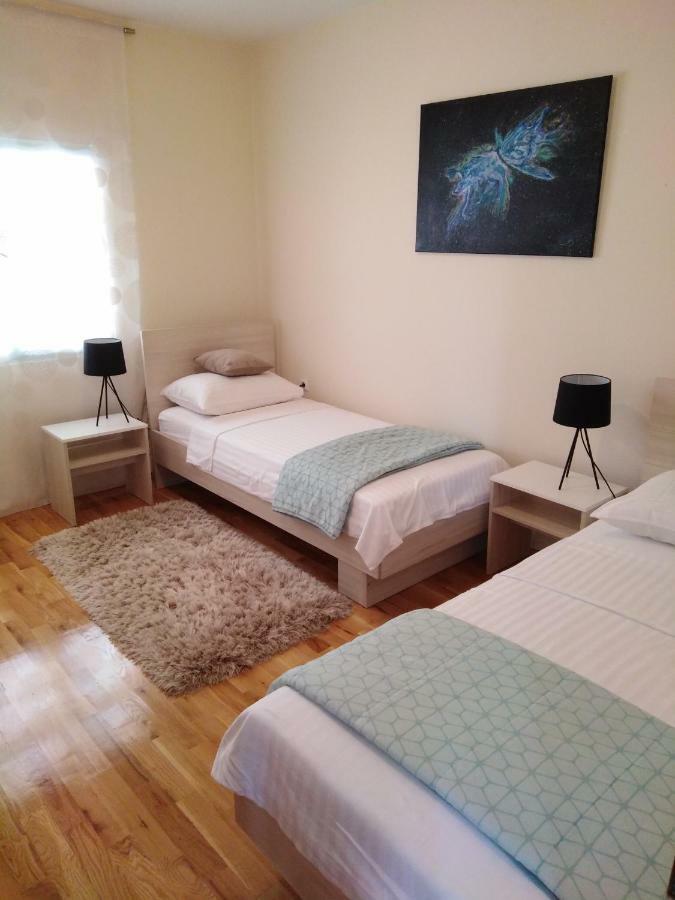 Apartments Ana بيبينيا المظهر الخارجي الصورة